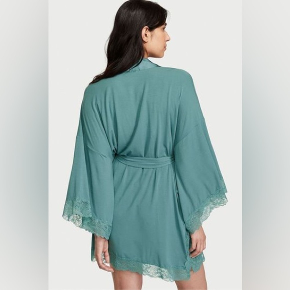 Victoria’s Secret Modal Robe NWT - Picture 4 of 4